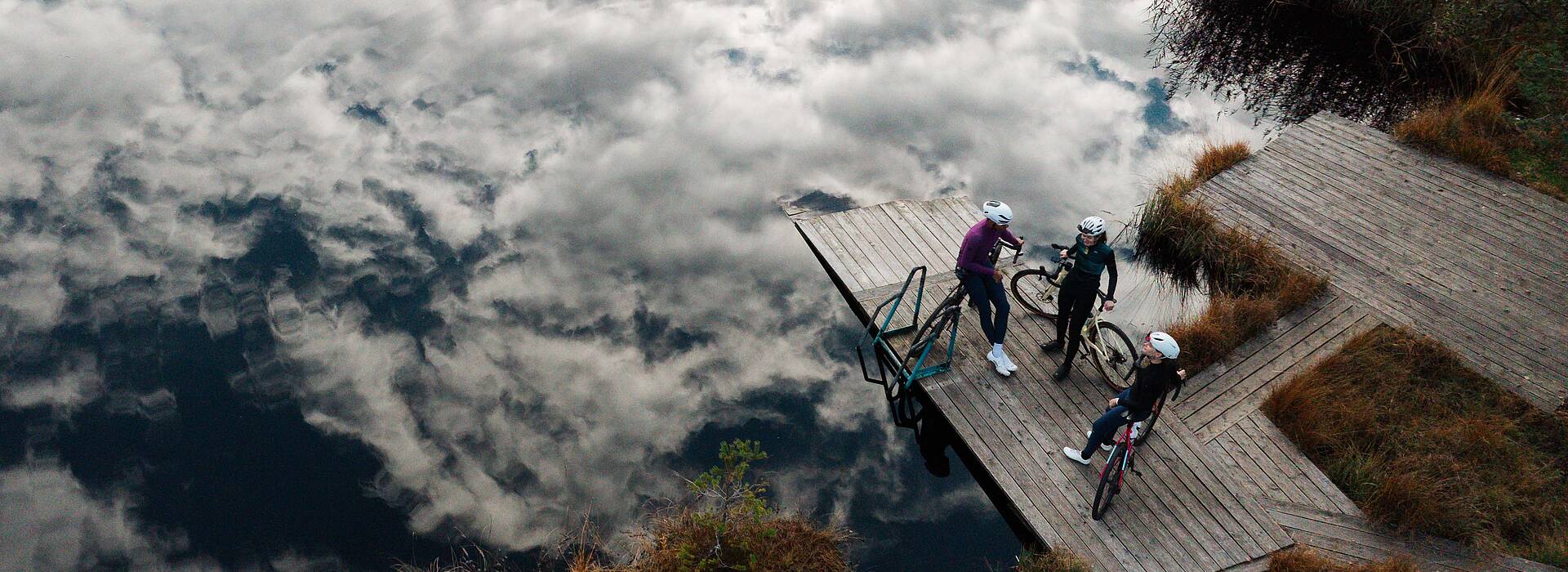 Gravelbike am Millstätter See im Herbst, Kärnten, Österreich